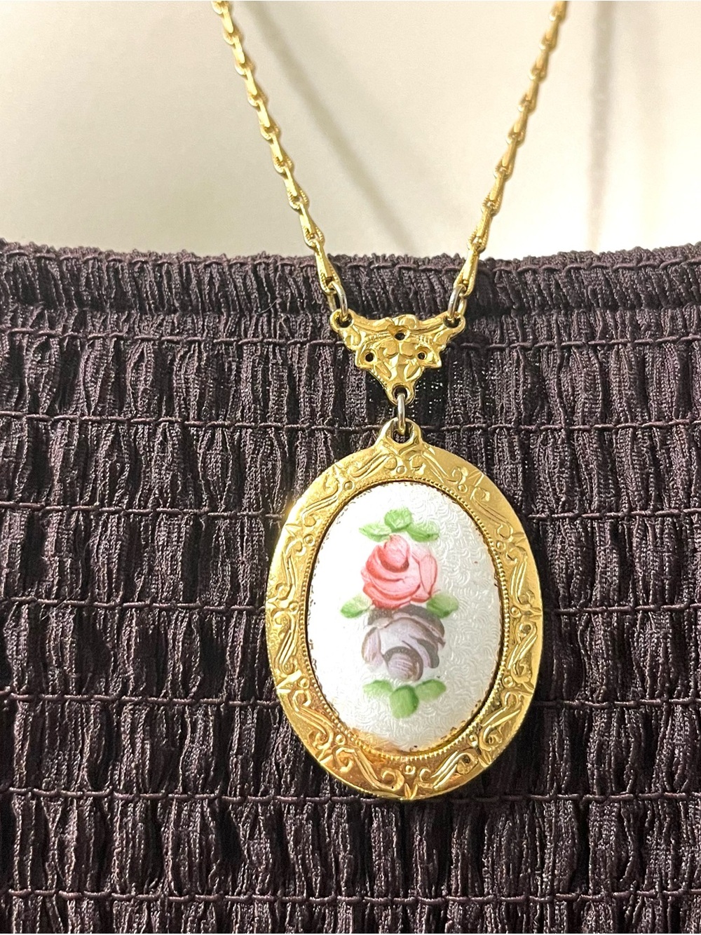 Vintage Guilloche Enamel Pendant Necklace